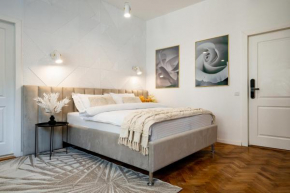 Piata Natiunilor Unite Studios: Where Style Meets Bucharest's Pulse